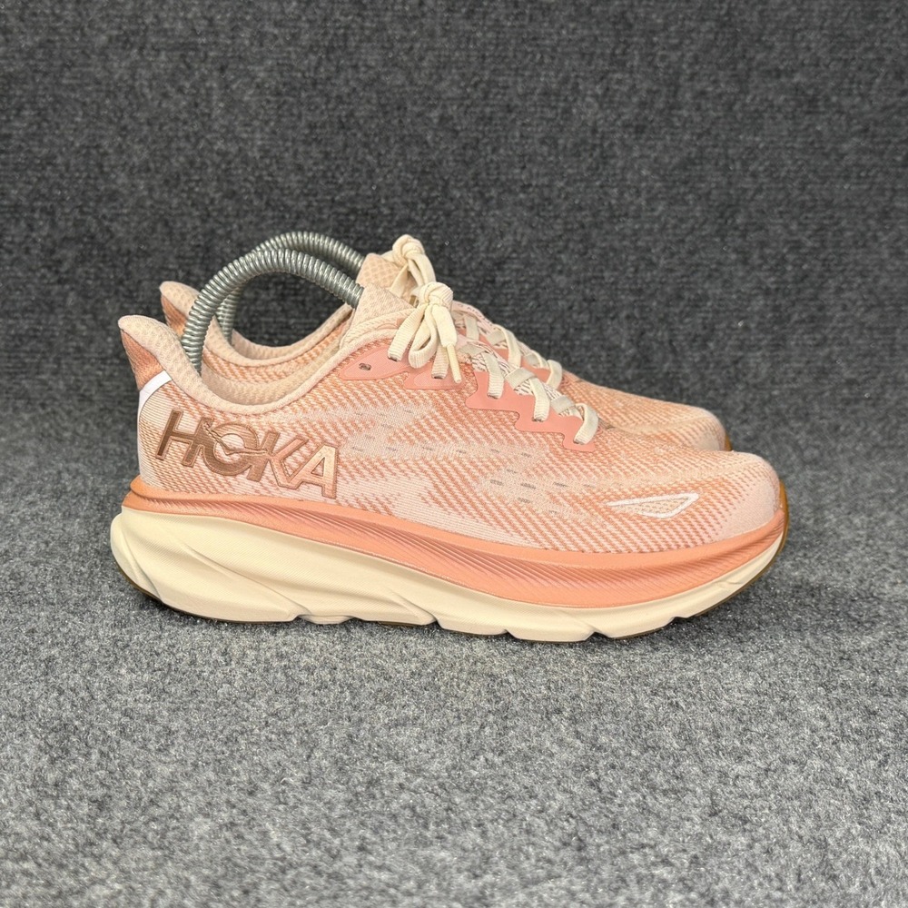 Hoka Clifton 9 Running Shoes Women's 6.5 Cream Sandstone Athletic Run Training